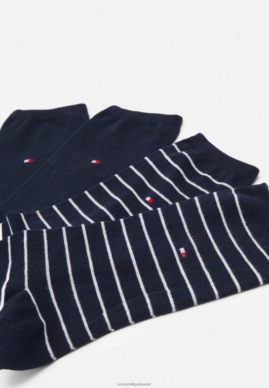منتصف الليل الأزرق Tommy Hilfiger جوارب نسائية مخططة صغيرة، عبوة من 2 جوارب 446446923