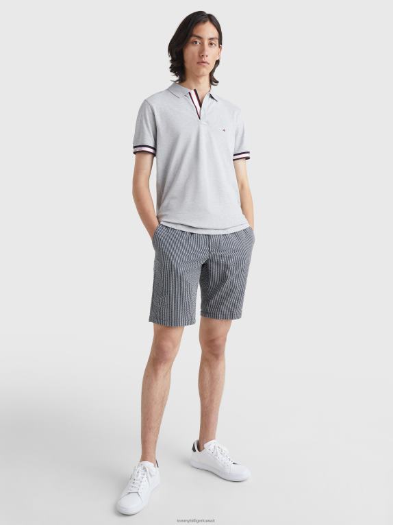 هيذر رمادي فاتح Tommy Hilfiger بولو بقصة عادية وأساور بشعار الماركة 446441139