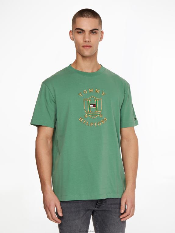 الأخضر المركزي Tommy Hilfiger أيقونات تي شيرت بشعار ذهبي 446441671