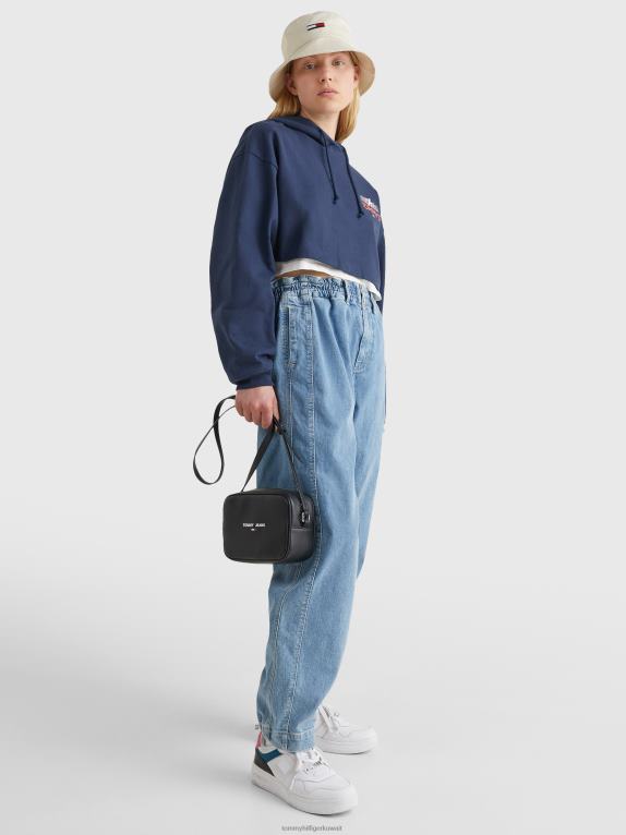 أسود Tommy Hilfiger حقيبة كروس صغيرة أساسية 446441821