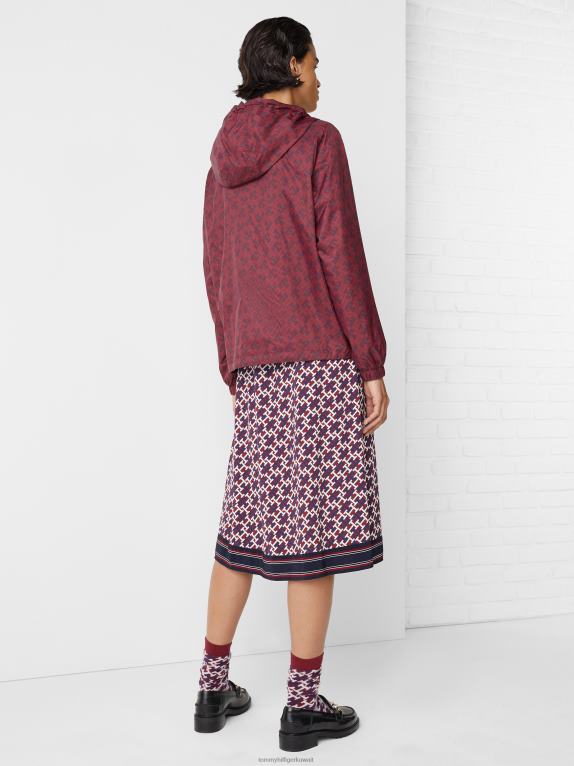 حرف واحد فقط باللون الأحمر العميق Tommy Hilfiger سترة واقية بغطاء رأس قابلة للعكس 446441964