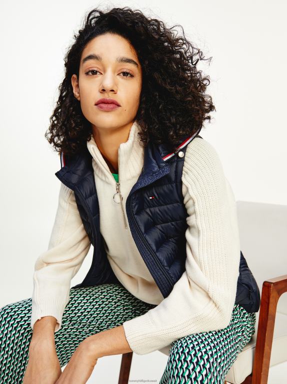 سماء الصحراء Tommy Hilfiger سترة أساسية خفيفة الوزن 446441994