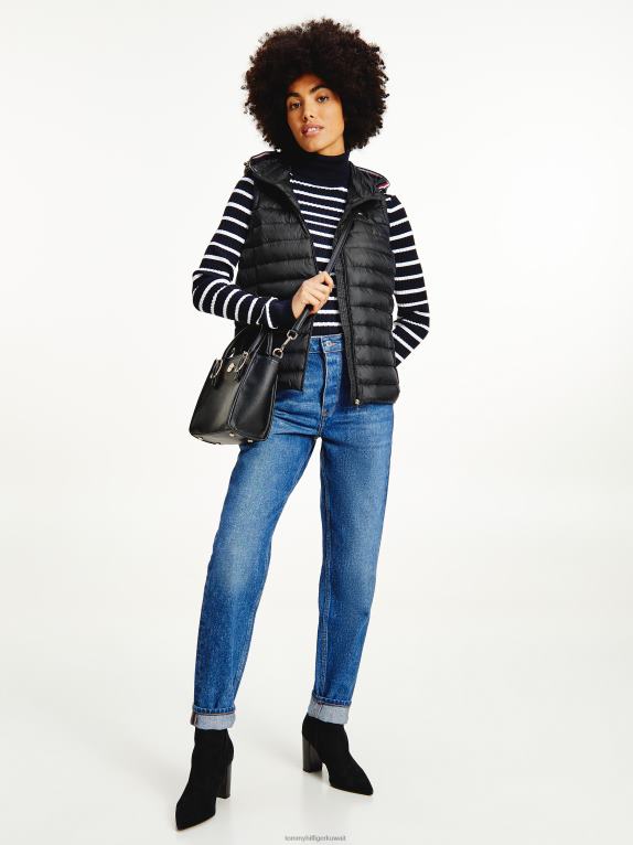 أسود Tommy Hilfiger سترة أساسية خفيفة الوزن 446442012