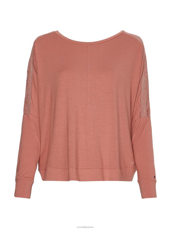 تمعدن Tommy Hilfiger تي شيرت مزين بالدانتيل وشعار الماركة 446442248