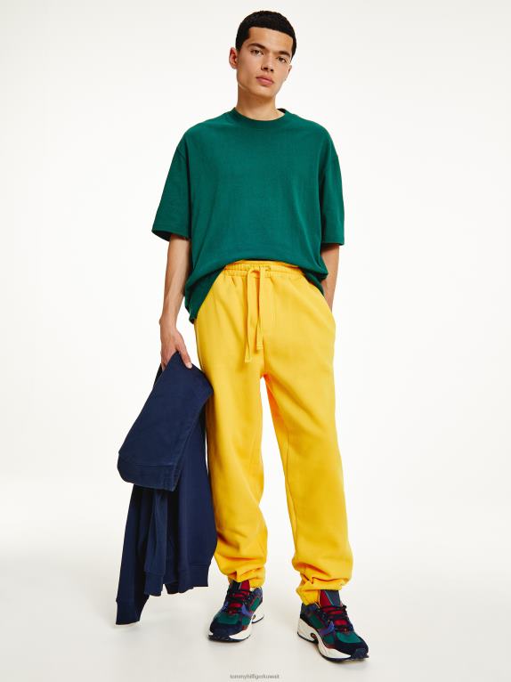 البراري الأصفر Tommy Hilfiger بنطال رياضي بشعار متناغم وقصة مريحة 446442318