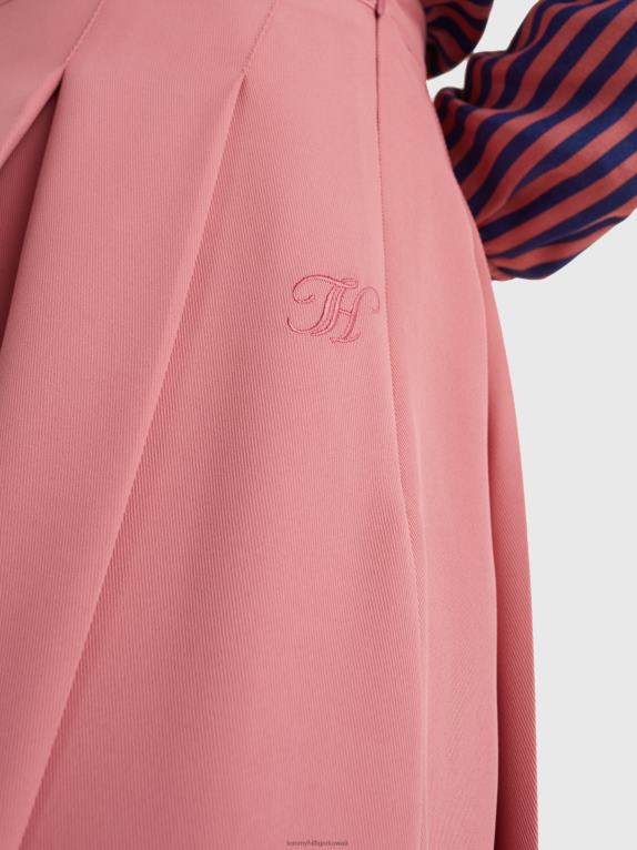 الإنجليزية الوردي Tommy Hilfiger تنورة ميدي مطرزة بطبعات مونوغرام 446442484