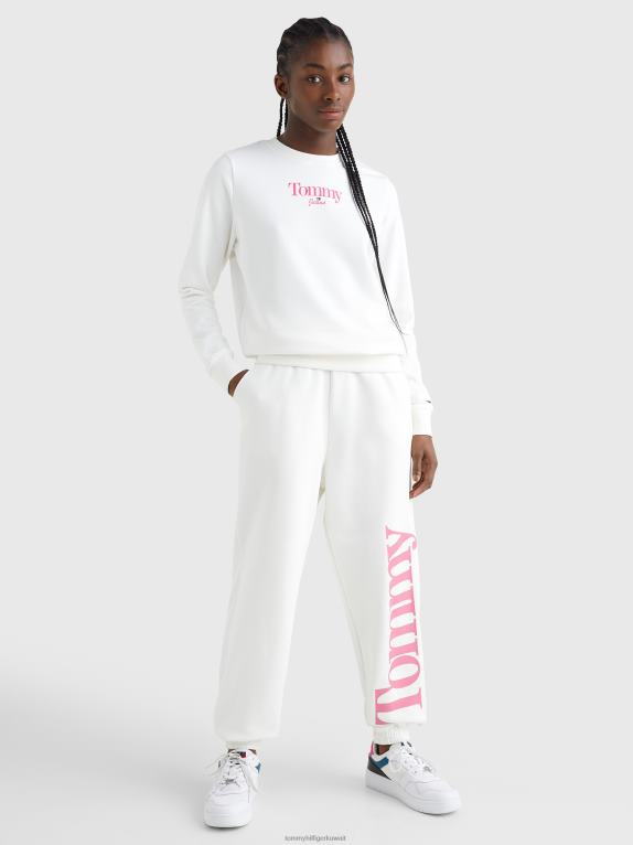 بيج فاتح Tommy Hilfiger تيشيرت برقبة دائرية وشعار أساسي 446442563