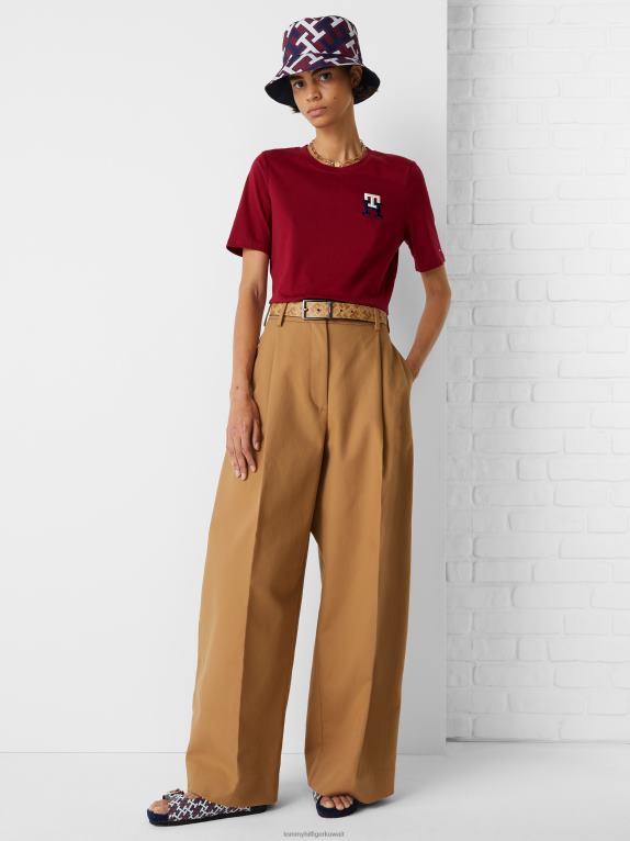 روج Tommy Hilfiger تي شيرت من القطن العضوي بطبعة مونوغرام 446442705