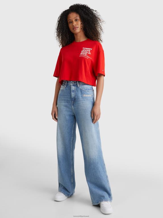 قرمزي عميق Tommy Hilfiger بلوزة قصيرة بشعار خلفي 446442711