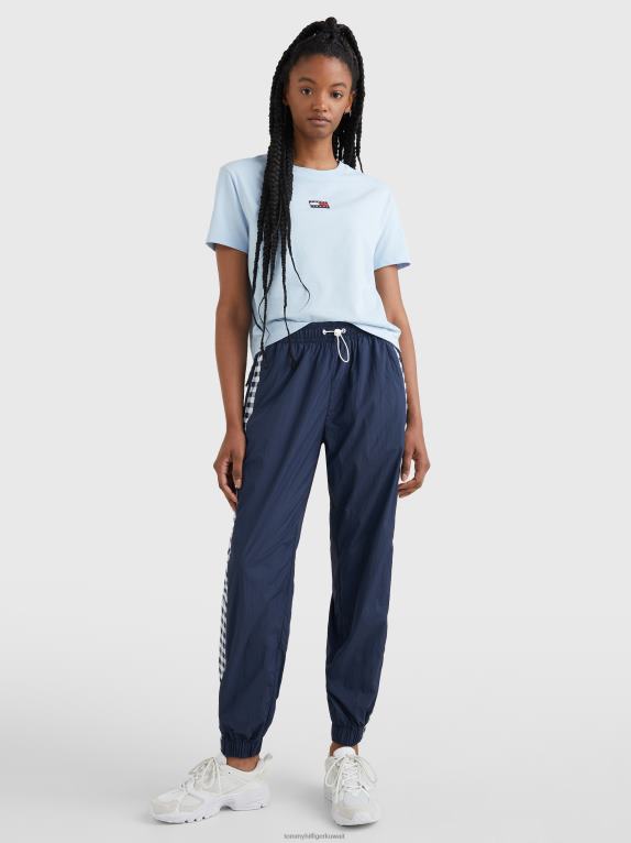 سماء شامبراي Tommy Hilfiger تيشيرت برقبة دائرية وشارة 446442786