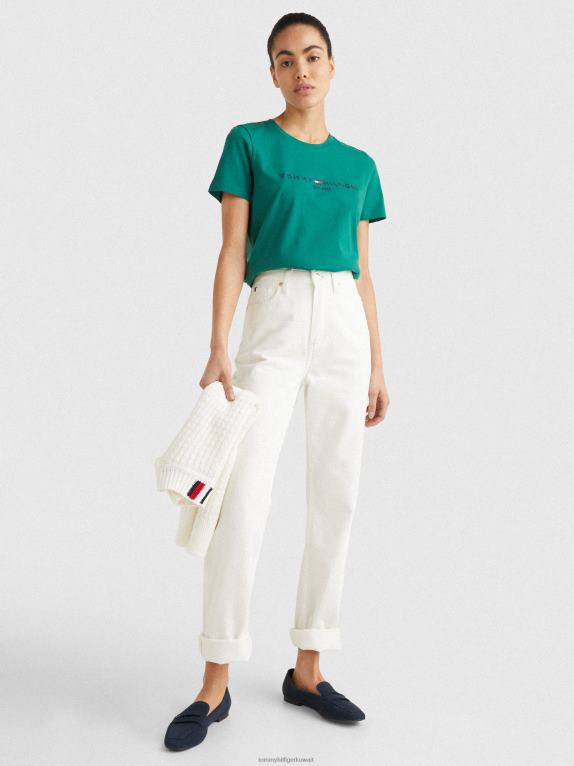 الزمرد الاستوائي Tommy Hilfiger تيشيرت أساسي برقبة دائرية وشعار 446442840