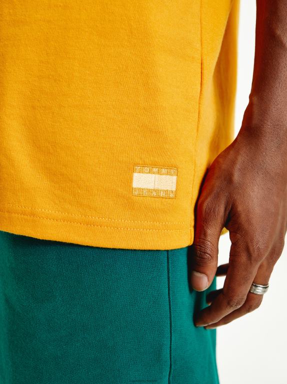 البراري الأصفر Tommy Hilfiger طاقم الرقبة تي شيرت 446442877