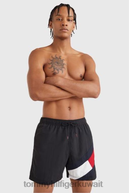أسود Tommy Hilfiger شورت السباحة ذو العلم الصلب للرجال 446443471