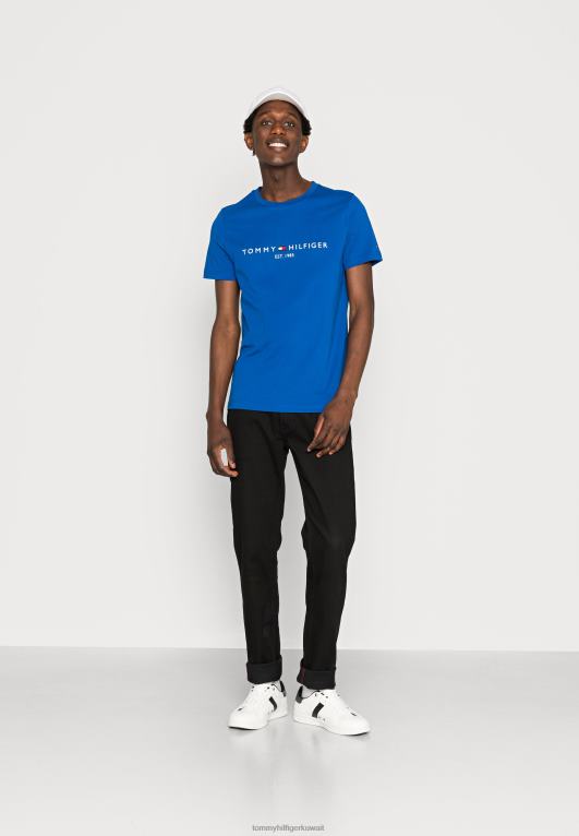 الجزيرة اليونانية الزرقاء Tommy Hilfiger تيشيرت بطبعة شعار الماركة 446443971