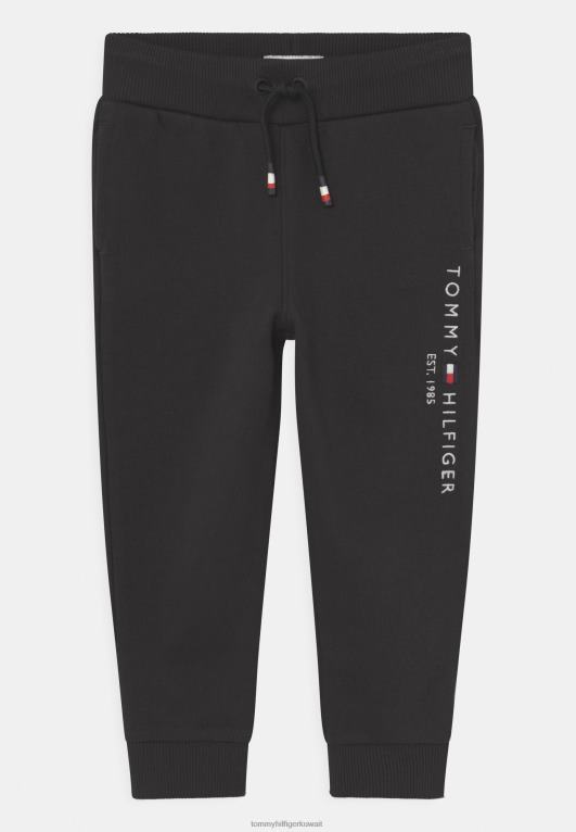 أسود Tommy Hilfiger قيعان رياضية أساسية للجنسين 446444139