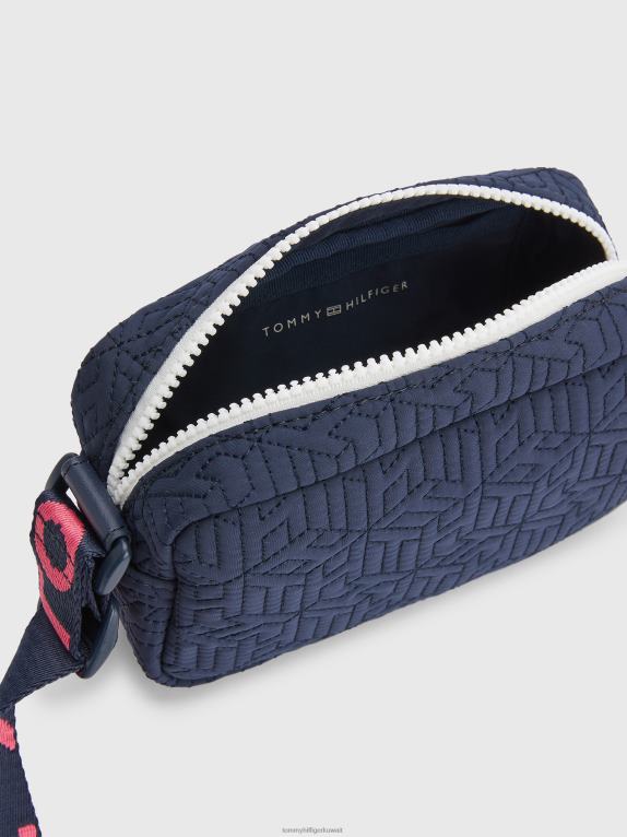 لهجة سماء الصحراء Tommy Hilfiger حقيبة كروس مبطنة بنقش مونوغرام 44644420