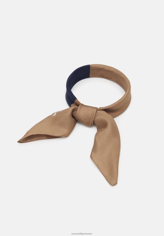 اللون البيج Tommy Hilfiger الفولار باندانا الفائض الحديث 446444213