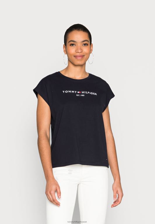 سماء الصحراء Tommy Hilfiger تي شيرت مفتوح بطبعة قبعة 446444219