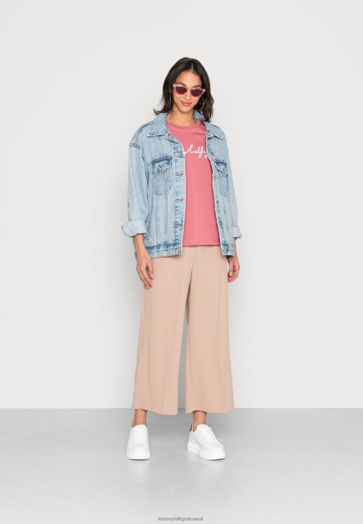 الإنجليزية الوردي Tommy Hilfiger تي شيرت برقبة دائرية وطبعة جرافيك 446444410