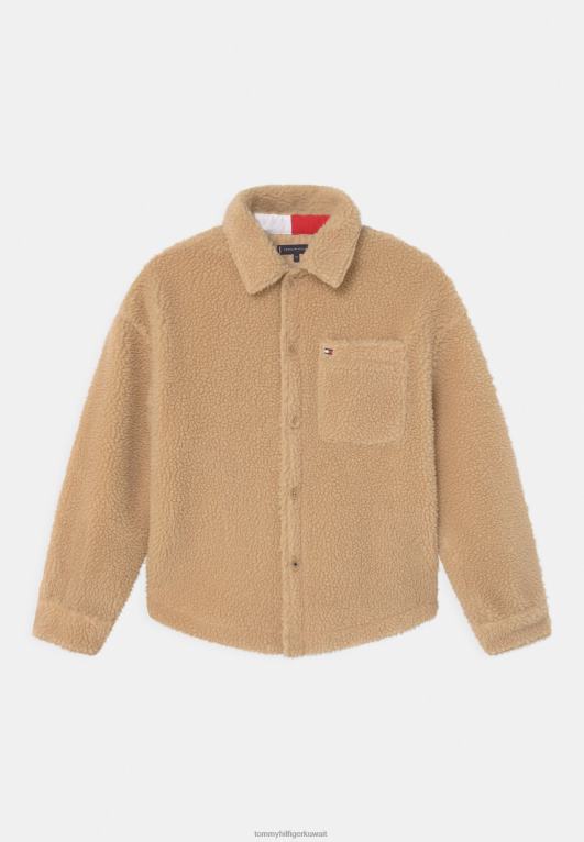اللون البيج Tommy Hilfiger قميص القميص 446444456