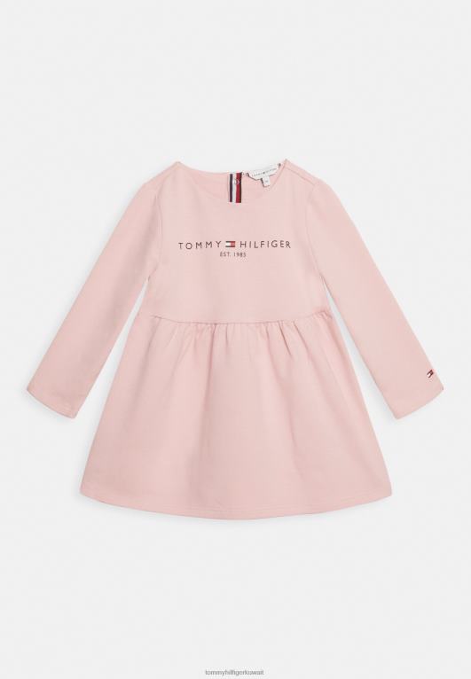 الظل الوردي Tommy Hilfiger فستان يوم الطفل الأساسي 446444653