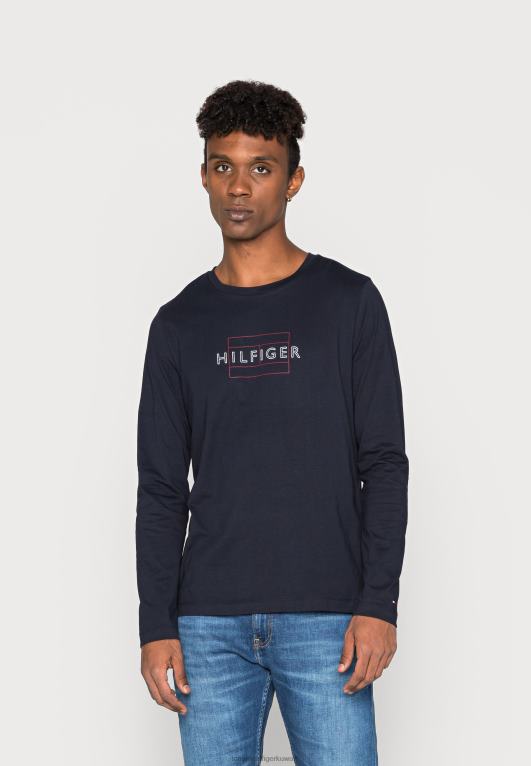 سماء الصحراء Tommy Hilfiger تيشيرت بأكمام طويلة بعلم خطي، قميص بأكمام طويلة 446444675