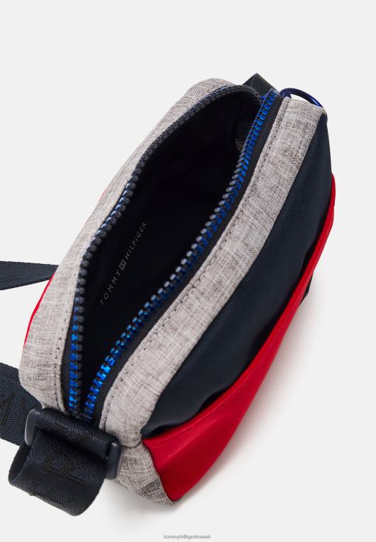 متعدد الألوان Tommy Hilfiger حقيبة الكاميرا الأساسية للأطفال للجنسين عبر حقيبة الجسم 446444822