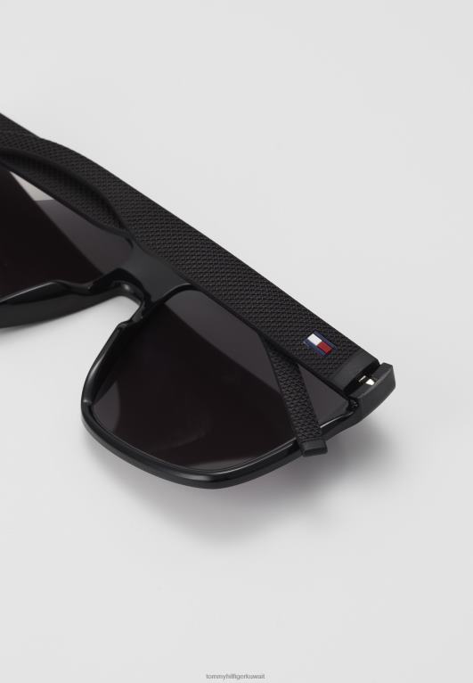 أسود لامع Tommy Hilfiger نظارة شمسيه 446444893