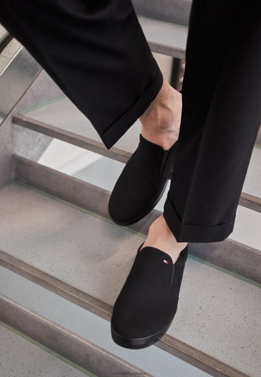 أسود ثلاثي Tommy Hilfiger حذاء رياضي سهل الارتداء 446444924