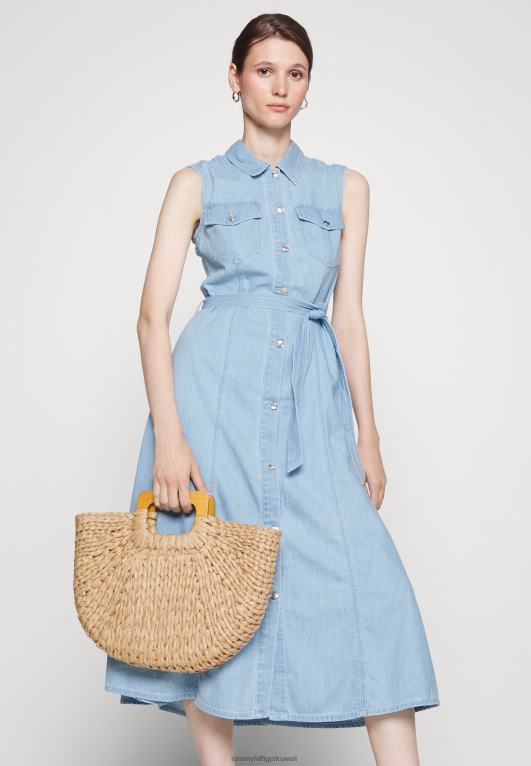 الدنيم باللون الأزرق الفاتح Tommy Hilfiger فستان جينز ميدي مناسب 446444964