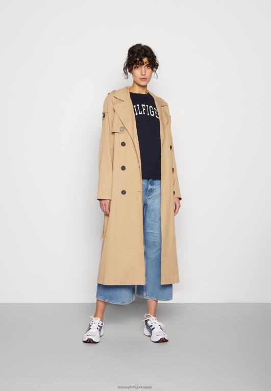 سماء الصحراء Tommy Hilfiger تيشيرت بطبعة فاريستي سي 446445067