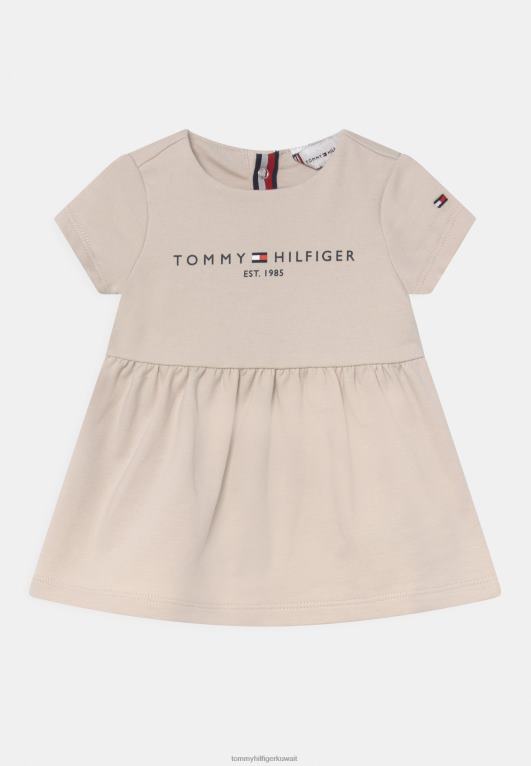 المرمر Tommy Hilfiger فستان يوم الطفل الأساسي 446445101