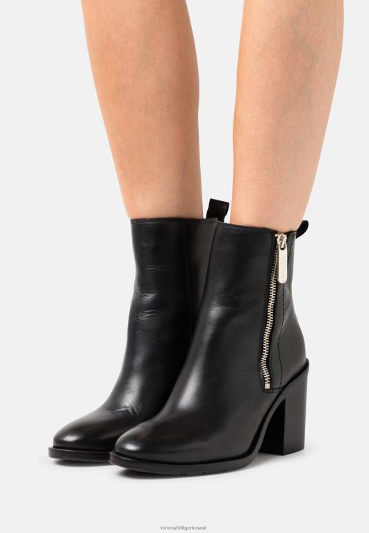 أسود Tommy Hilfiger حذاء بسحاب كلاسيكي للكاحل 446445113