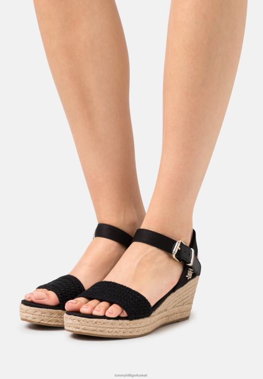 أسود Tommy Hilfiger صنادل منصة 446445202
