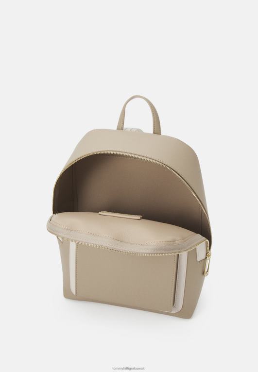 اللون البيج Tommy Hilfiger حقيبة ظهر مميزة 446445250