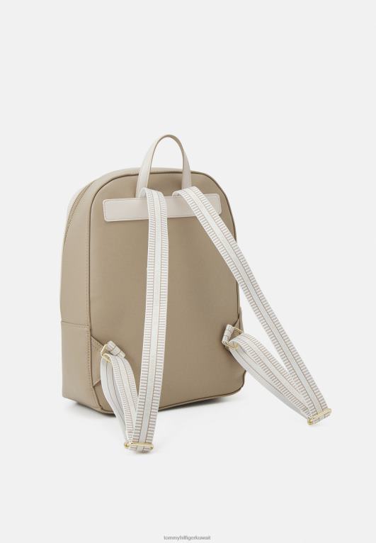 اللون البيج Tommy Hilfiger حقيبة ظهر مميزة 446445250