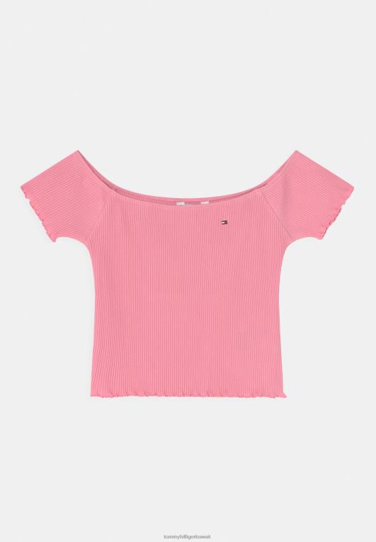 الوردي الطازج Tommy Hilfiger تي شيرت مطبوع بأكتاف مكشوفة 446445264