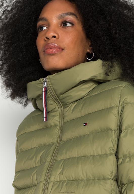 الحدائق Tommy Hilfiger سترة شتوية تحمل شعار سورونا 446445321