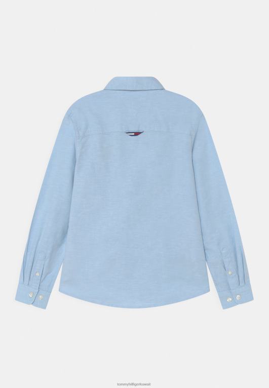شاطئ البحر الأزرق Tommy Hilfiger قميص أكسفورد ذو علامة تجارية 446445405