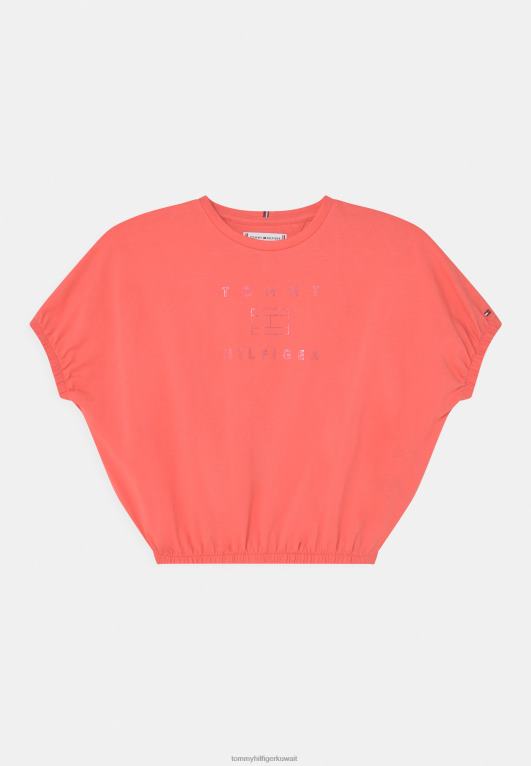 لكمة الجزيرة Tommy Hilfiger تي شيرت مطبوع عليه شعار فويل 446445410