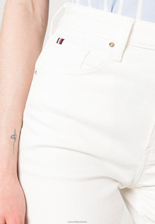 بيج فاتح Tommy Hilfiger شورت جينز كلاسيكي مستقيم 446445558