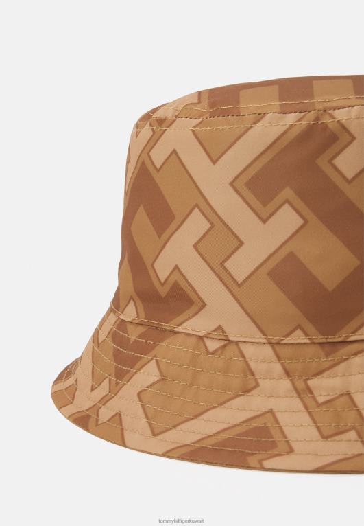 الكاكي الصحراوي Tommy Hilfiger قبعة دلو مونوغرام للجنسين 446445587