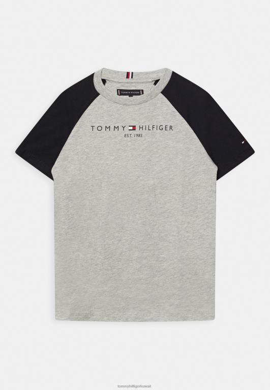 هيذر رمادي فاتح Tommy Hilfiger تي شيرت بطبعة كتلة الألوان الأساسية 446445684