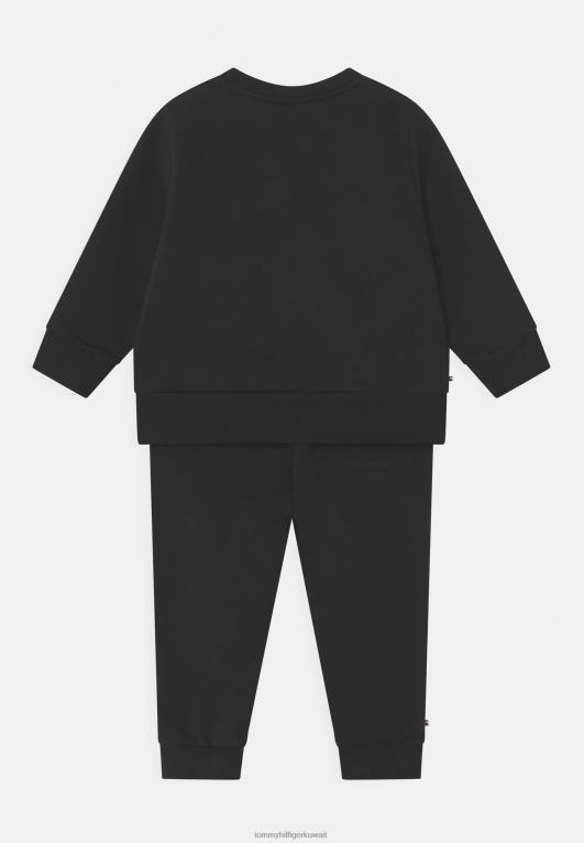 أسود Tommy Hilfiger طقم بدلة رياضية للأطفال أساسي للجنسين 446445689