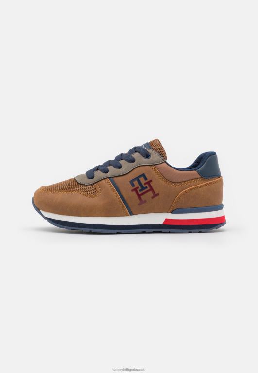 كونياك Tommy Hilfiger المدربون 446445693