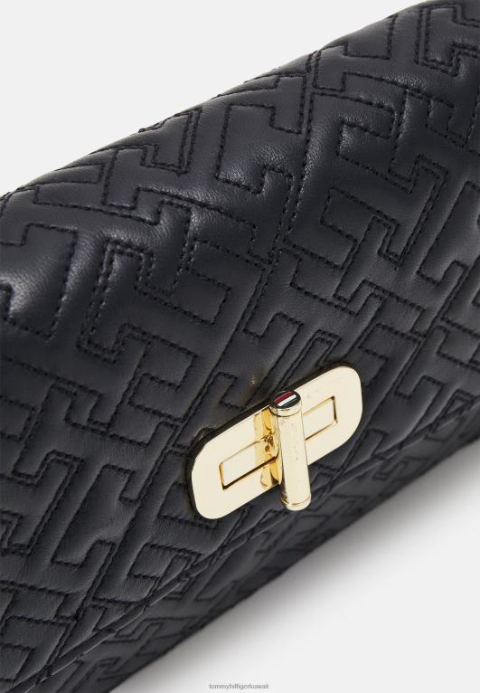 أسود Tommy Hilfiger قفل دوار من النهار إلى الليل عبر حقيبة الجسم 446445713
