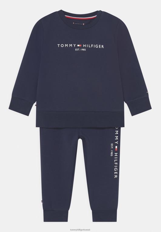 البحرية الشفق Tommy Hilfiger طقم بدلة رياضية للأطفال أساسي للجنسين 446445716