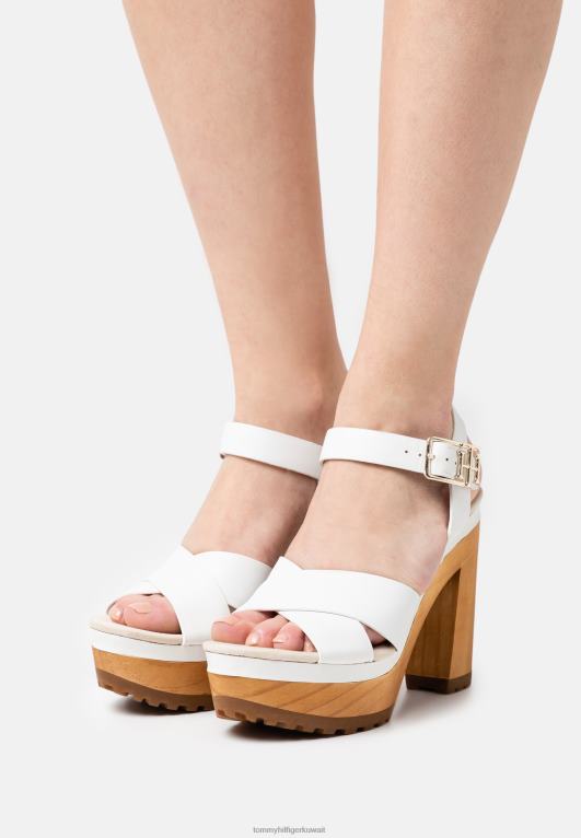 بيج فاتح Tommy Hilfiger قباقيب نسائية ذات كعب عالٍ 446445753