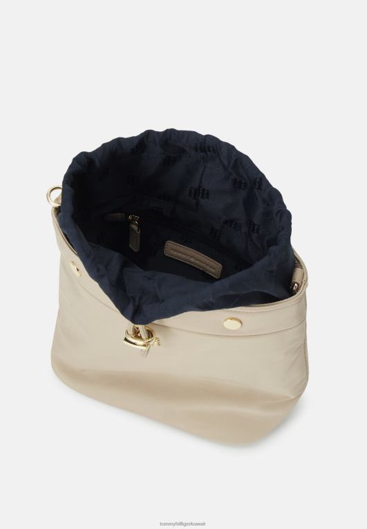اللون البيج Tommy Hilfiger حقيبتي المتشرد 446445815