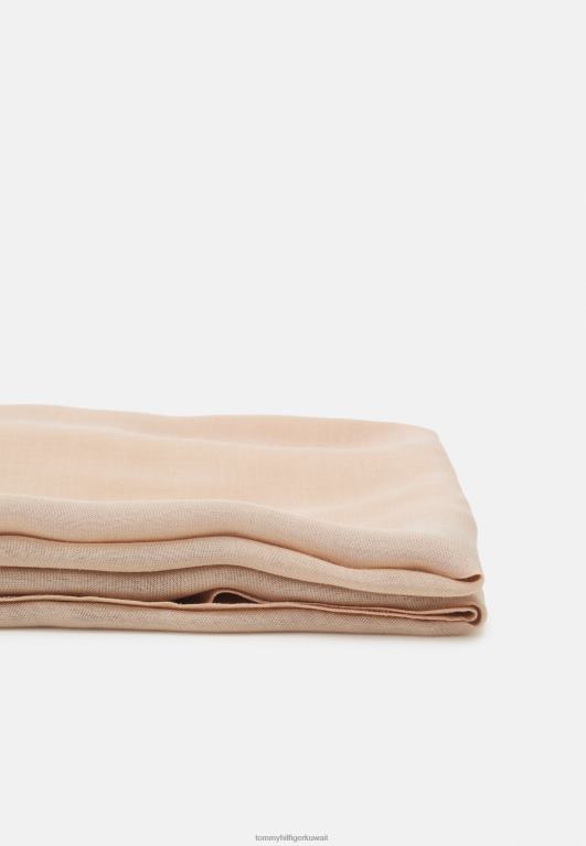 طين ريفي Tommy Hilfiger وشاح أساسي 446445872